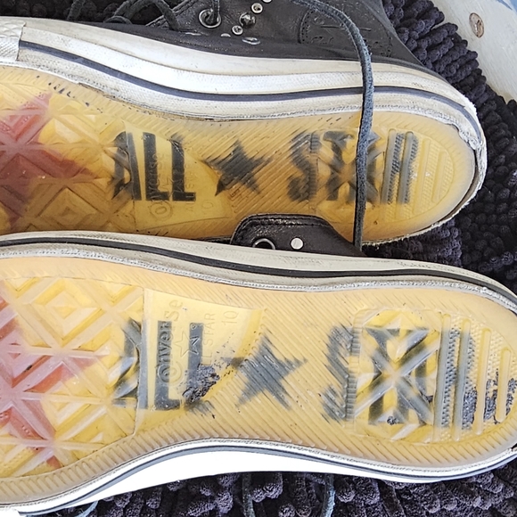 Shoe - Picture 10 of 10